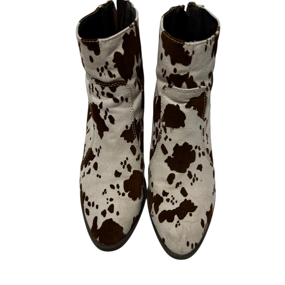 Qupid Brown and White Heeled Boots